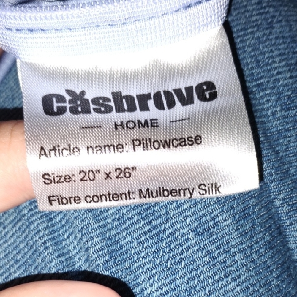 Blue Mulberry Silk Pillowcase - Picture 2 of 3